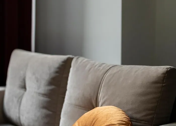 Chelmonskiego 8-04 By Farkas Posen