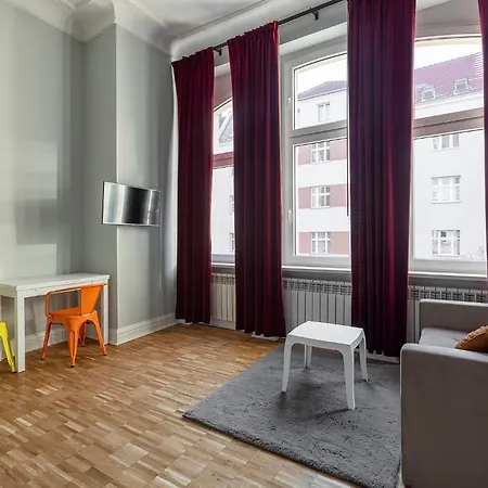 Appartamento Chelmonskiego 8-04 By Farkas *