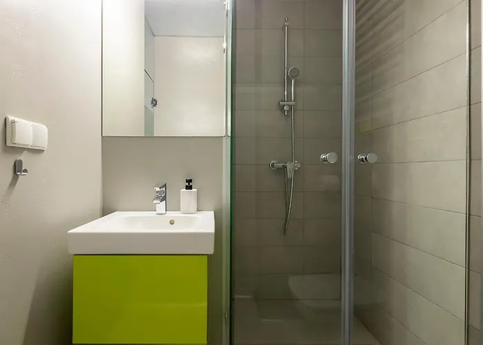 Chelmonskiego 8-04 By Farkas *